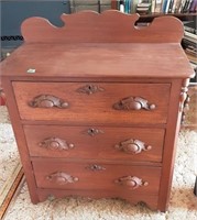Antique 3-Drawer Dresser - great condition!