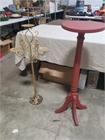 plant stand or ???