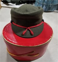 4 military hats (4 total in lot)