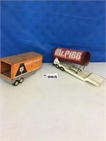 Willis #5 Toy Tractor, Truck and More