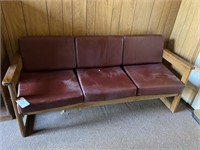 Couch 71 x 25