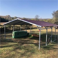 Metal Car Port / (20' x 16')