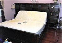 Haverty Three Piece King Sized Bed