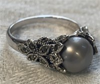 Sterling Silver Ring w/ Genuine Pearl Sz 11