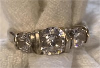Sterling Silver Ring w/ White Stones Sz 6.5