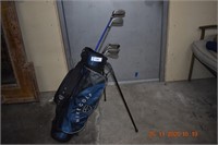 Junior Golf Clubs w/Bag & Stand