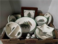 Spode Christmas Tree plates, bowls and accessory