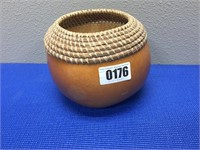 Weaved Trim Gourd Vase