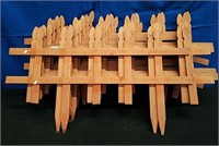 10 36" Heartwood Picket Fencing