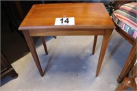 Fruit Wood, Heritage End Table 21x13x21"