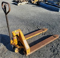 Rol-lift pallet jack. 5500 LBS capacity. Does not