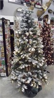 7.5FT LIGHT CHRISTMAS TREE W/SNOW