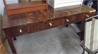 ENTRY TABLE POOR CONDITION 58X28X32