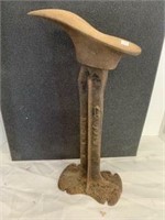 VINTAGE CAST IRON COLBER BOOT MOLD