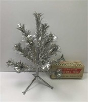 2 Foot Aluminum Pom Pom Sparkler Tree