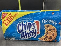 Family size chips ahoy original cookies
