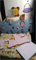 Lot just for mom! 4 wall decorations