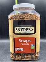 Snyder's snaps pretzels 46oz