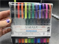 Fine liner colored pens