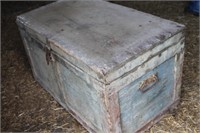 Carpenters tool box w/ Ford, JD & IH wrenches