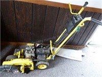 John Deere gas power edger (has old gas - turns ov