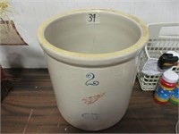 Redwing 2 Gal Crock (no cracks)