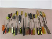 Large Lot of Screwdrivers