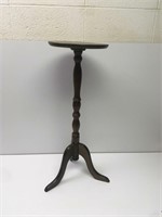 29 inch Tall 3 Legged Plant / Lamp Stand