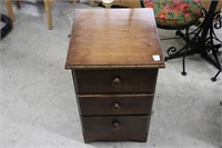 3 DRAWER NIGHT STAND  16"X16"X25"