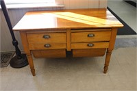 ANTIQUE BAKING TABLE WITH FLOUR DRAWERS