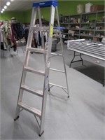 WERNER 6' Aluminum Step Ladder