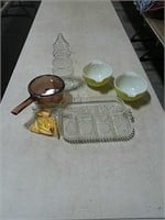 Misc lot including yellow Pyrex bowls