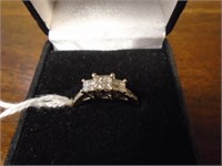 14KT W/GOLD PRINCESS DIAMOND  ANNIV. STYLE RING