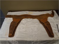 VINTAGE TOOLED LEATHER GUN BELT