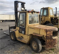 Hyster 135 Forklift w/ 99in Forks. 4514 hours,