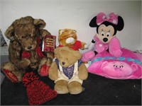 STUFFED ANIMALS