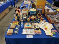 DISNEY MICKEY MOUSE COLLECTIBLES MOSTLY VINTAGE