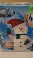 4 ft airblown inflatable Snowman. New