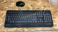 AmazonBasics Keyboard & Wireless Mouse Black