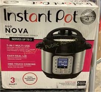 Instant Pot Nova Pressure Cooker 3 Qt