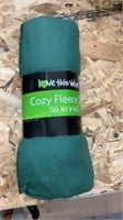 Green Cozy Fleece Throw 50x60