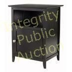 Winsome Henry Accent Table Part#20115 18.90”W x