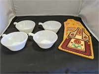 White Glass Bowls & Decorative Wall Hangings