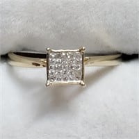 $1800 10K Diamond(0.25Ct) Ring
