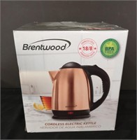 New Brentwood cordless electric kettle.