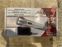 \Microphone with receiver