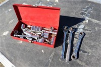 Ratchet Set & Wrenches
