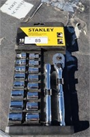 Stanley 18pc Mechanics Tool Set  (Like New)