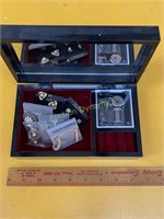 Musical Jewelry Box w/ 7 pair of new earrings