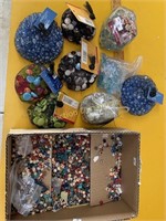 Vase Glass & Bracelet Beads